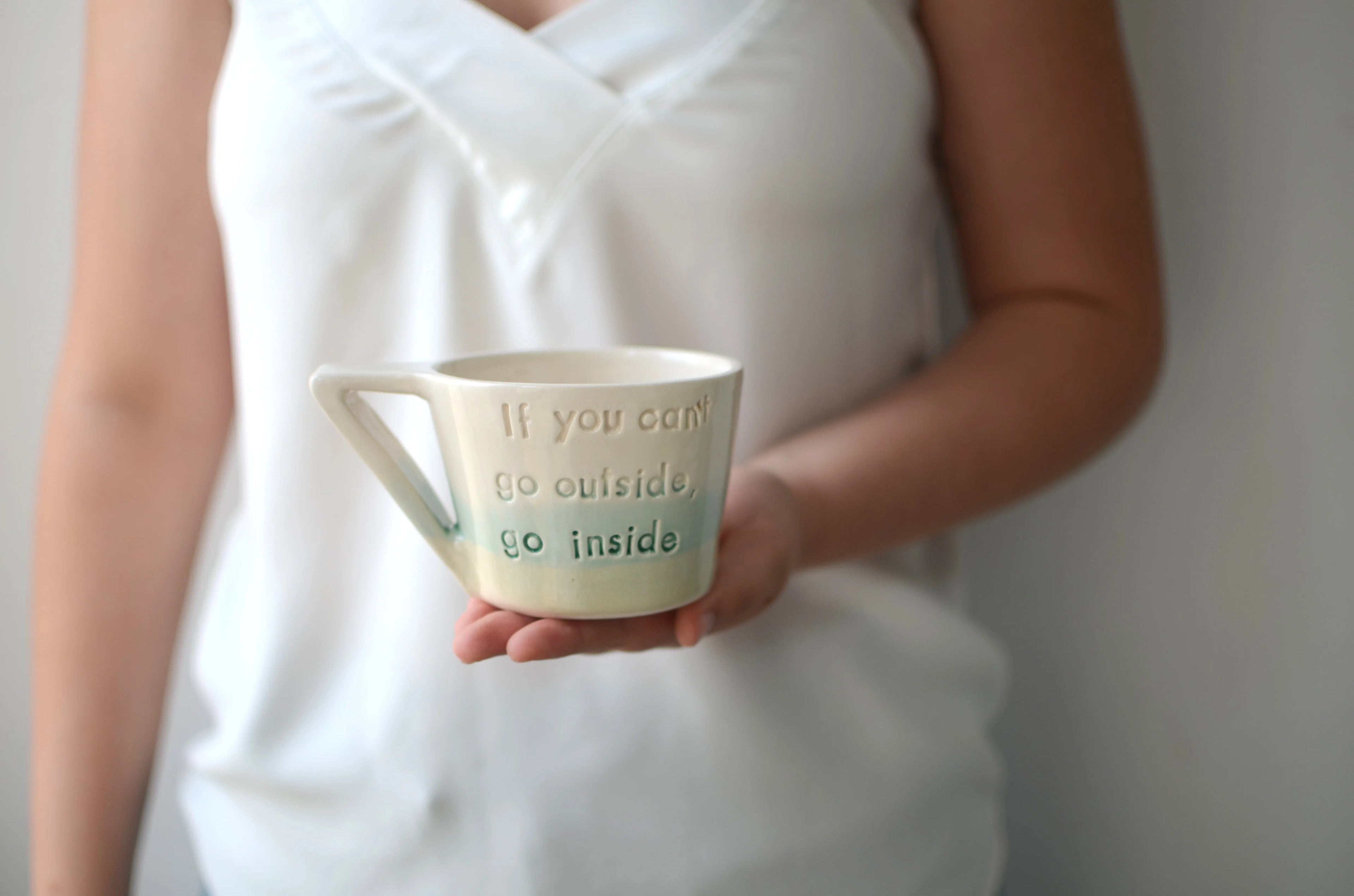 taza ceramica artesanal dedicatoria original personalizado urquesa ir you cant go outside go inside
