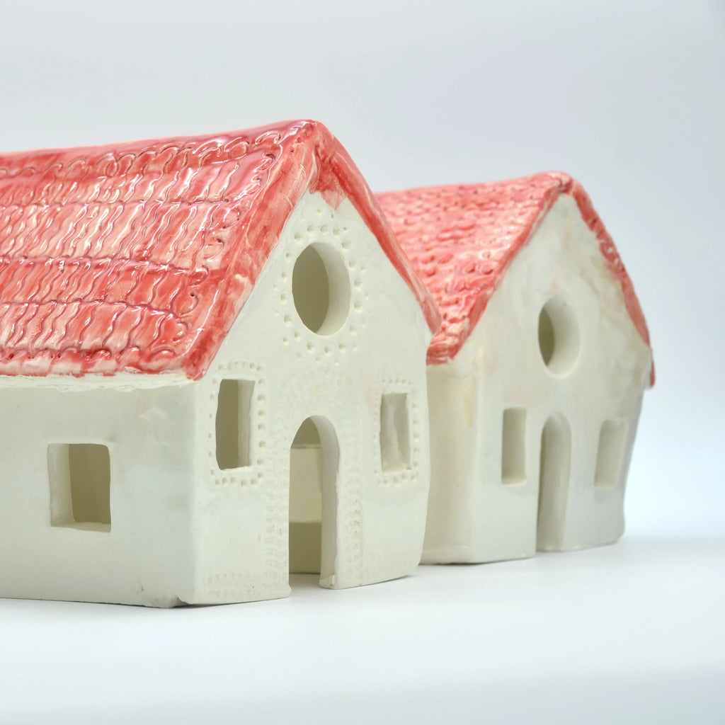 Taller de cerámica — construcción y decoración de casita artesanal con Maia Ceramica Almerimar