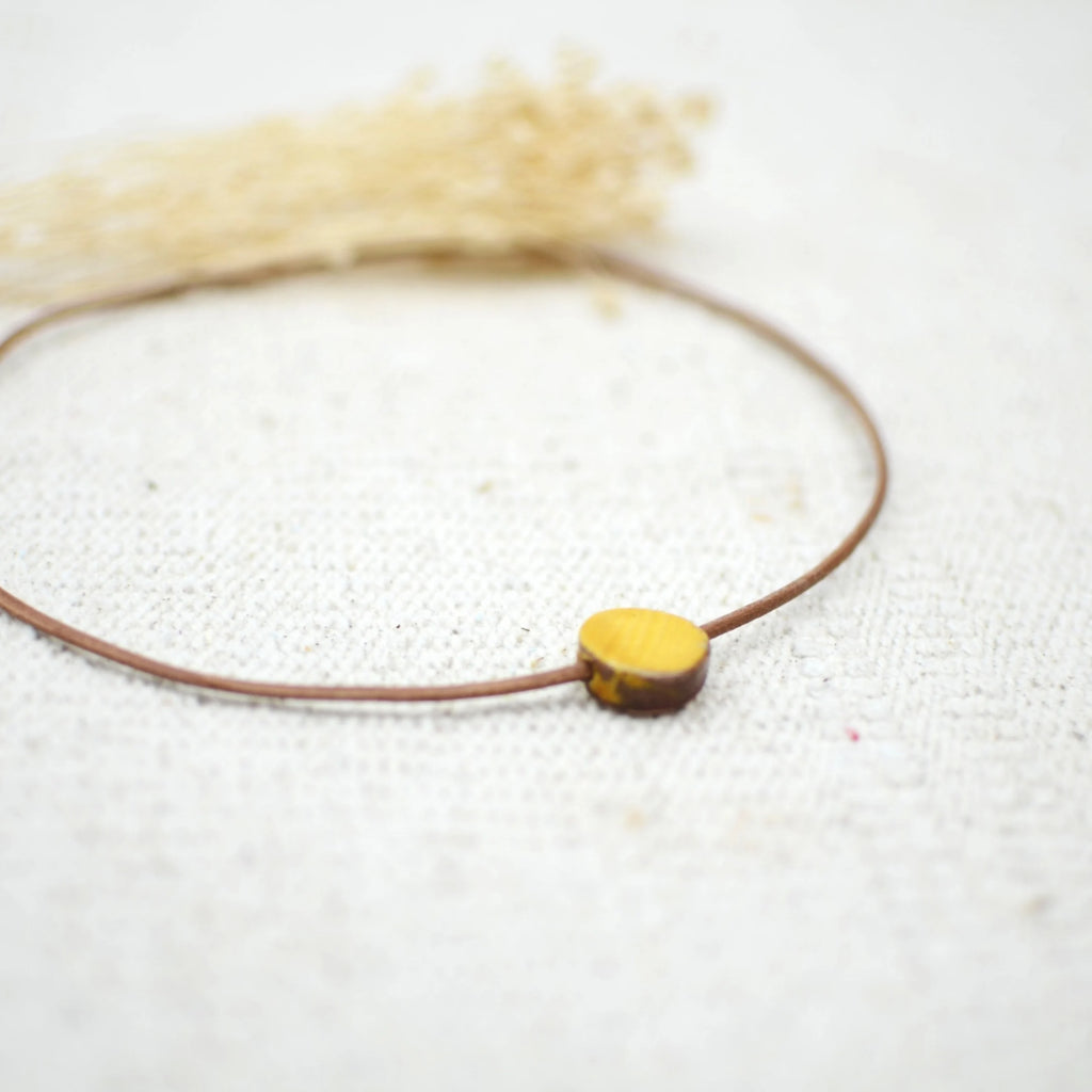 collar-luna-miel-ceramica-artesanal-plata-cuero-regalo_dfcd6382-b133-4ced-800b-d93dd3e3f934