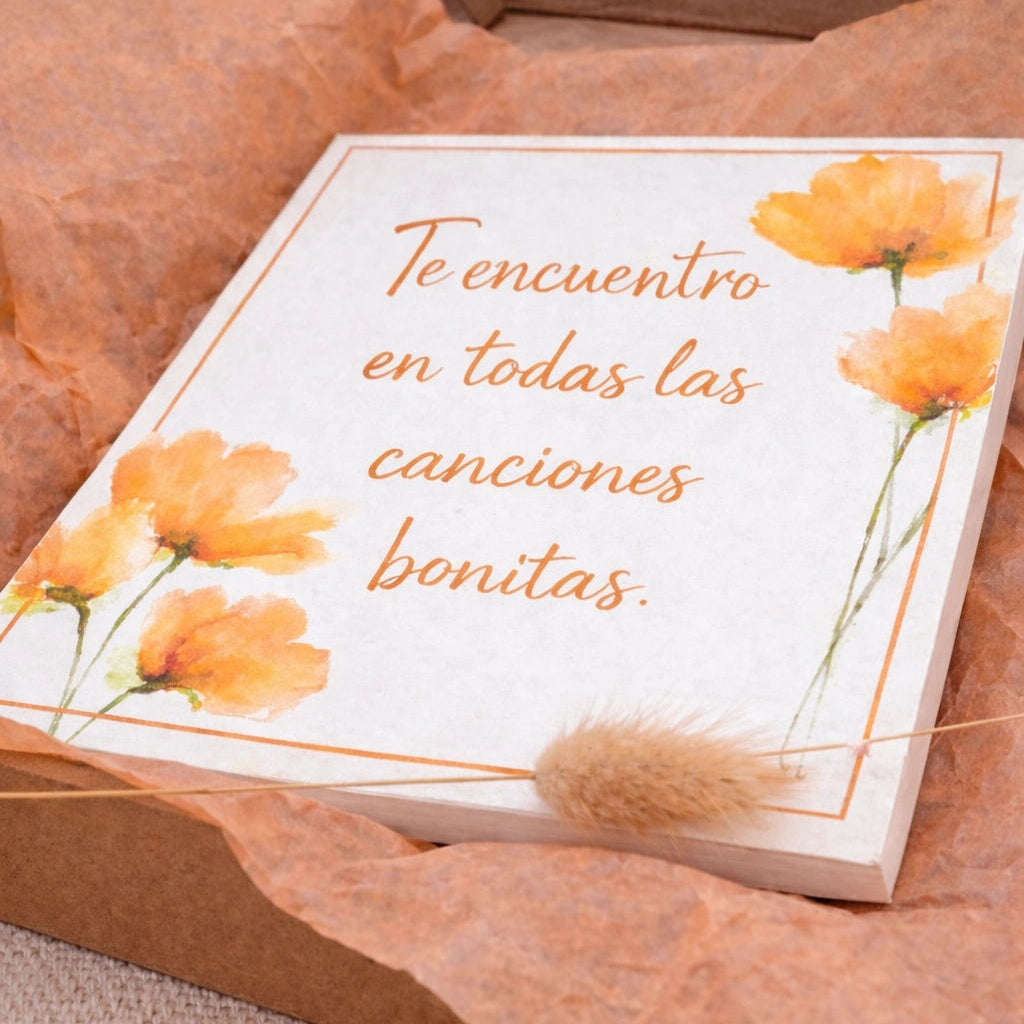 Placa decorativa cerámica hecha a mano 15x15 cm con personalización de nombre o mensaje especial
