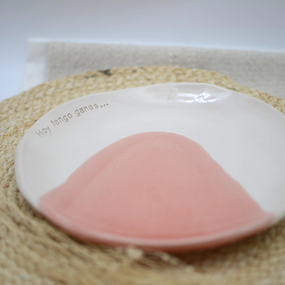 plato-artesanal-ceramica-regalo-personalizado-hoytengoganasdeti3