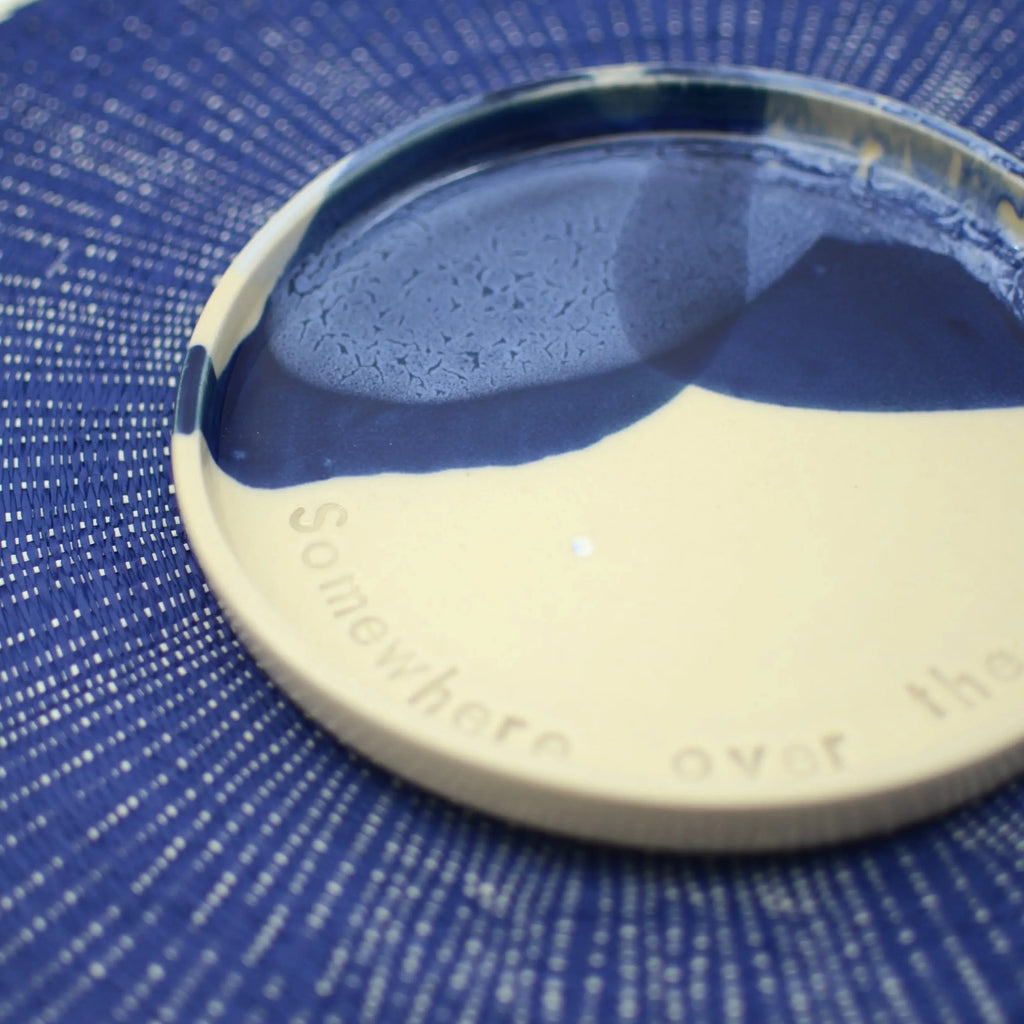 plato.ceramica.artesanal-somewhere-over-the-rainbown 1